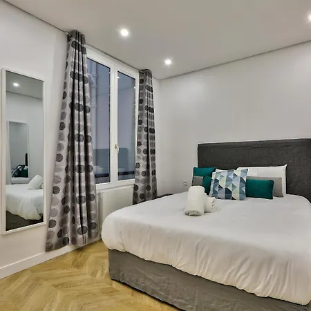 Urbanflat 92 - Beautiful In The Center Of Apartment