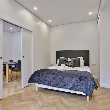 Urbanflat 92 - Beautiful In The Center Of * Paris