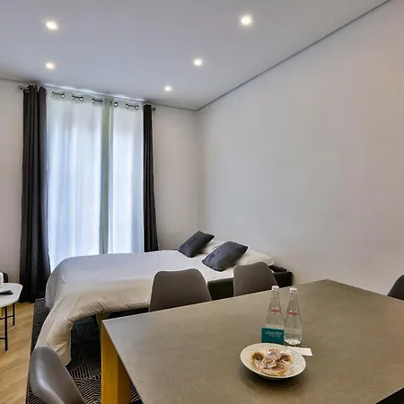 Urbanflat 92 - Beautiful In The Center Of Apartment Paris